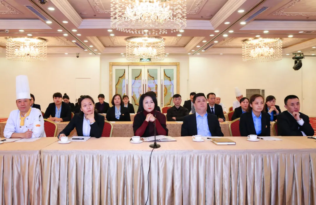 西安唐樂(lè)宮召開(kāi)2021年銷售團(tuán)隊(duì)業(yè)務(wù)能力考評(píng)會(huì)(圖3)