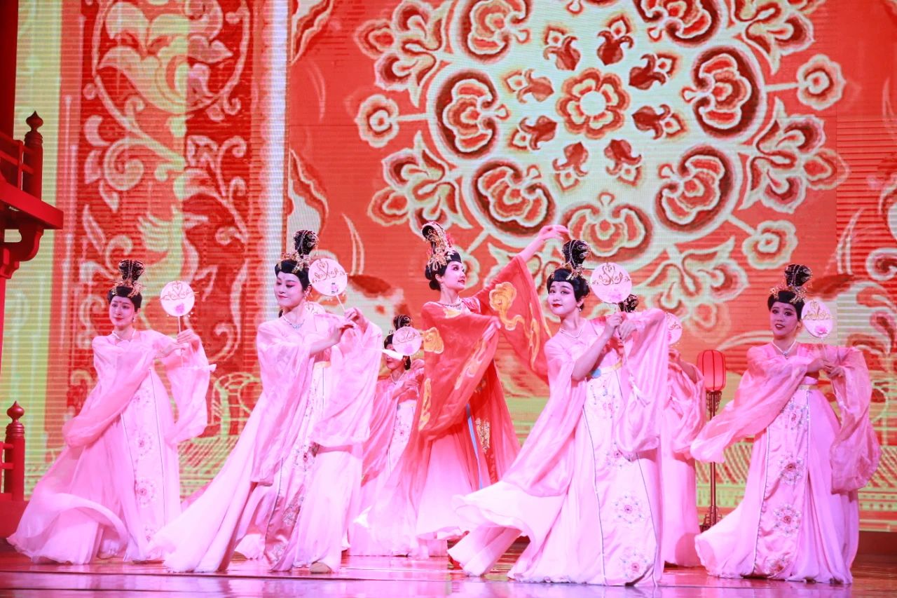 喜迎雙節(jié)丨唐樂宮驚喜不斷，“餅”承心意，以禮相待(圖8)